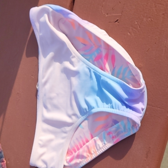 Justice reversible bikini bottoms ombre and palm leaves size 14 - Picture 8 of 8